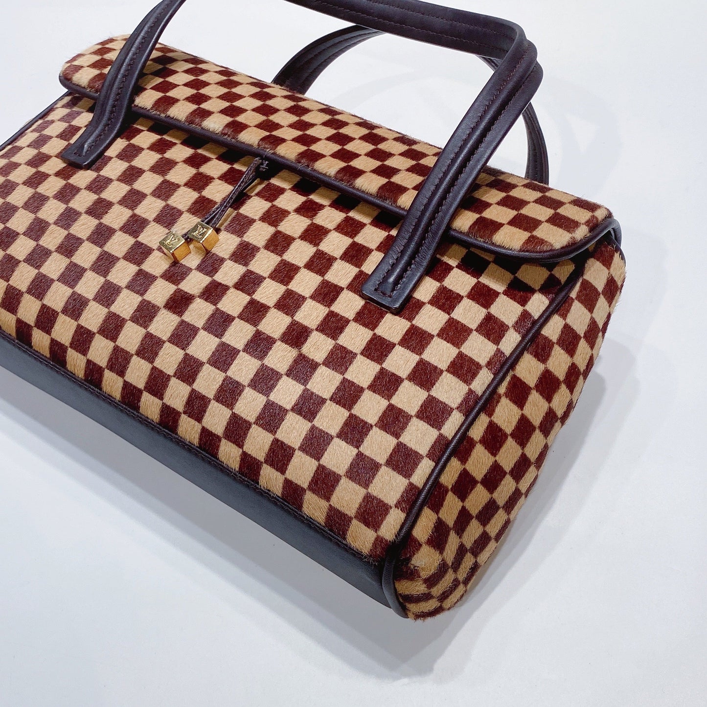 No.3563-Louis Vuitton Lion Handbag