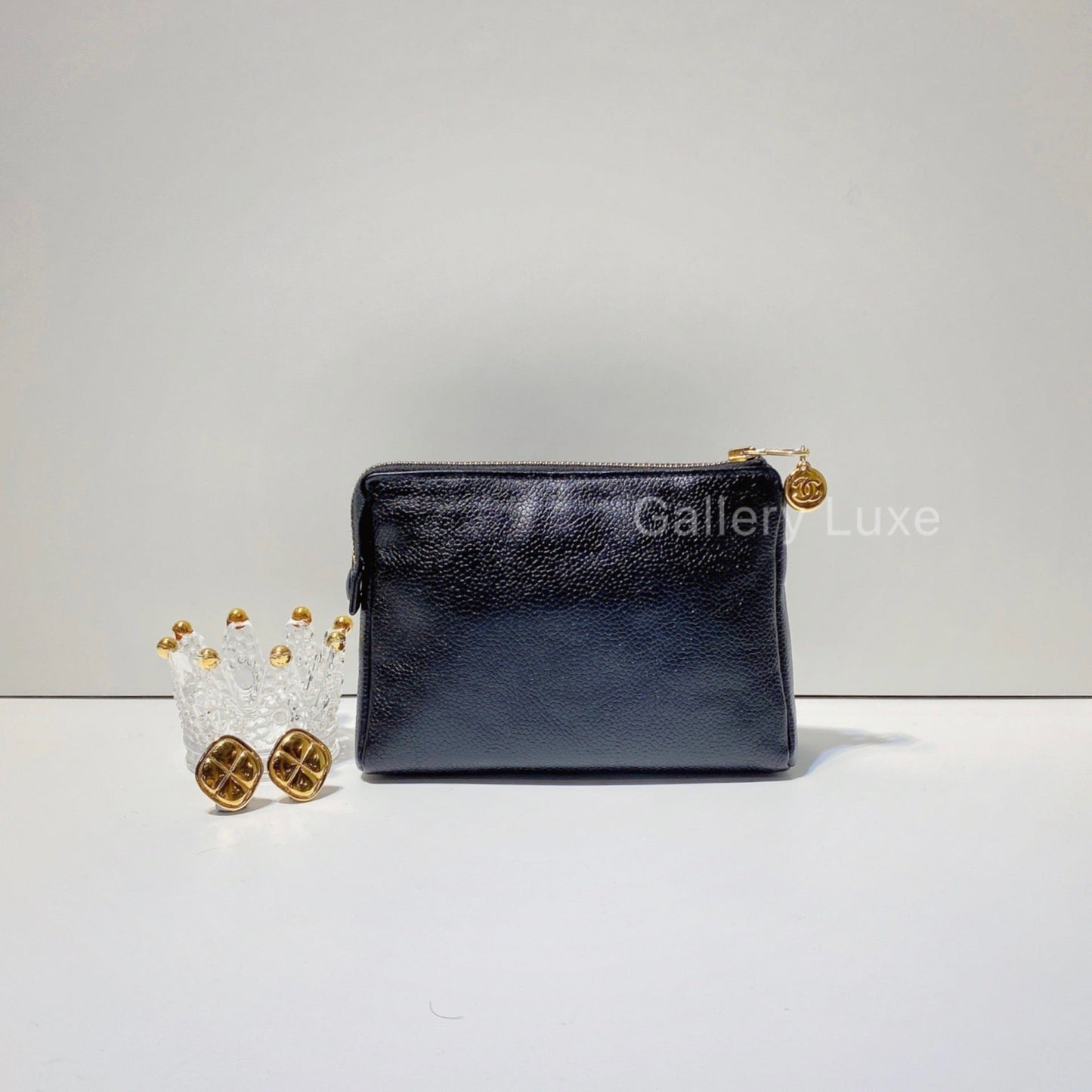 No.2673-Chanel Vintage Caviar Pouch