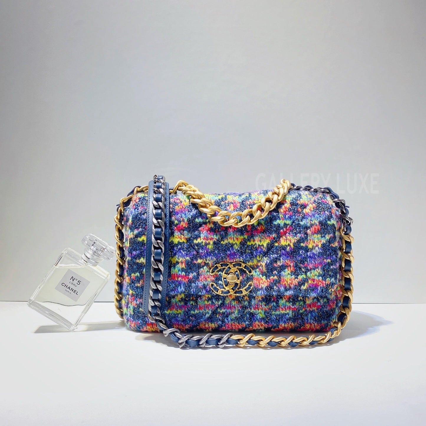 No.2993-Chanel Tweed 19 Small (Brand New /全新貨品)