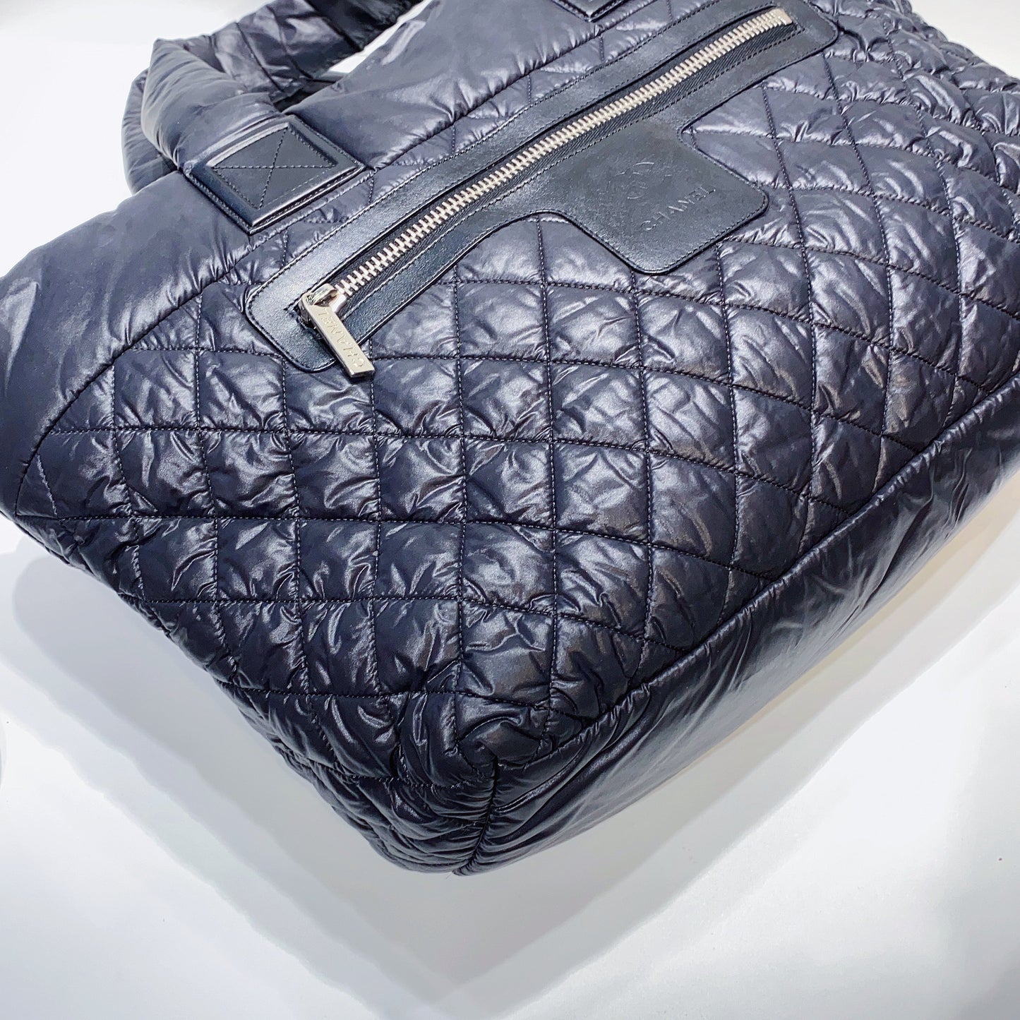 No.3690-Chanel Nylon Coco Cocoon Tote Bag