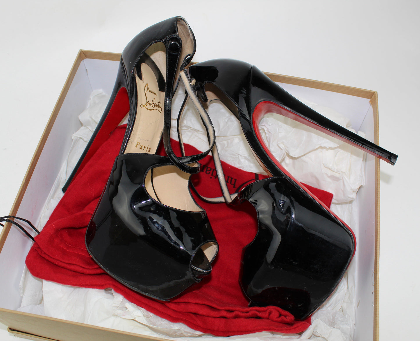 CHRISTIAN LOBOUTIN EXAGONA 160MM