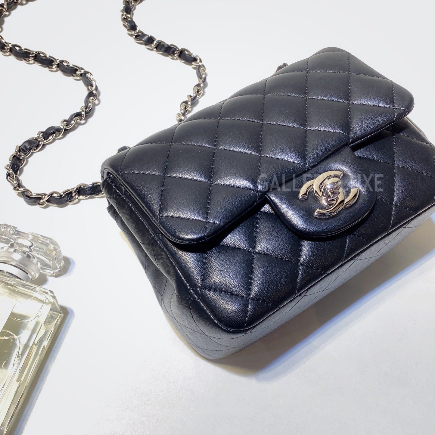 No.3001-Chanel Lambskin Classic Flap Mini 17cm