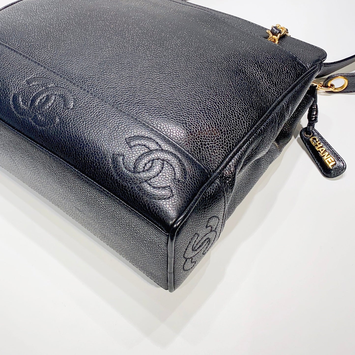 No. 3888-Chanel Vintage Caviar Tote Bag
