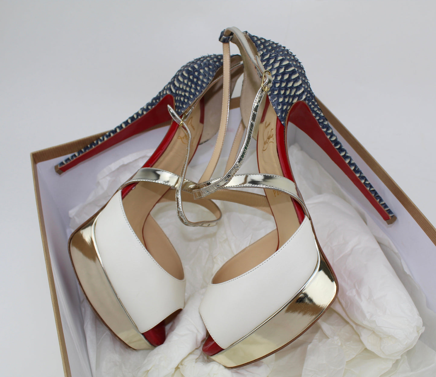 CHRISTIAN LOUBOUTIN CROSS ME 150MM