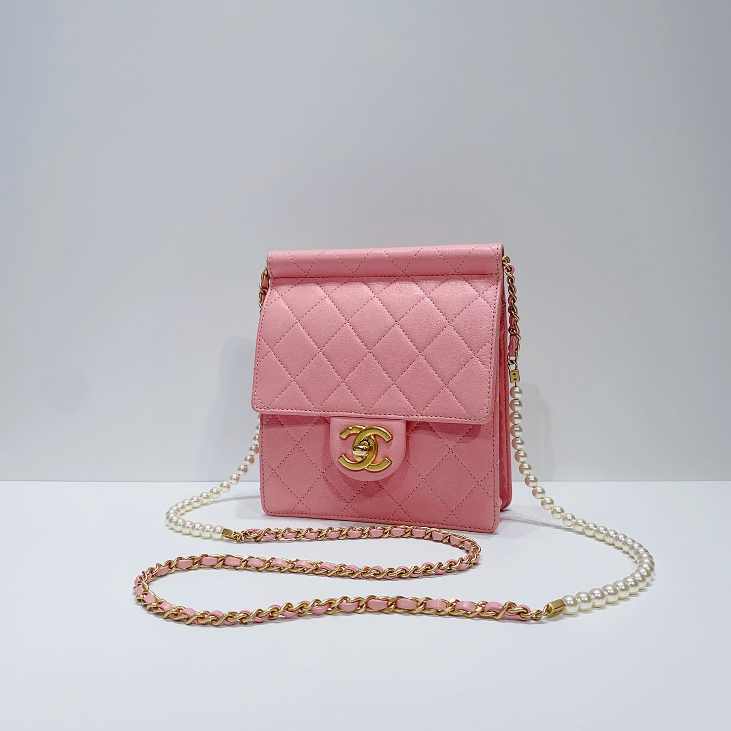 No.3826-Chanel Small Clic Pearl Flap Bag