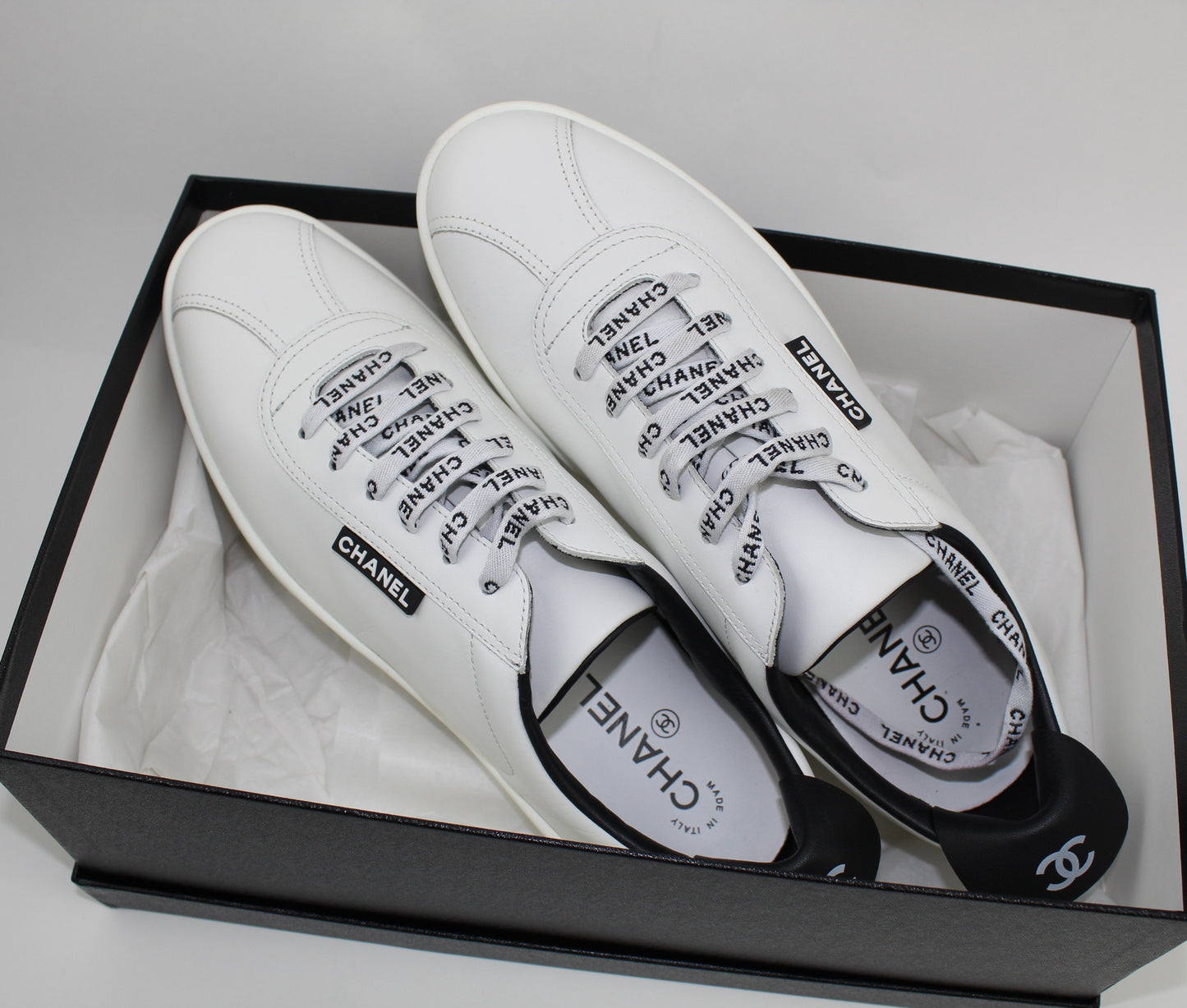CHANEL WEEKENDER SNEAKERS