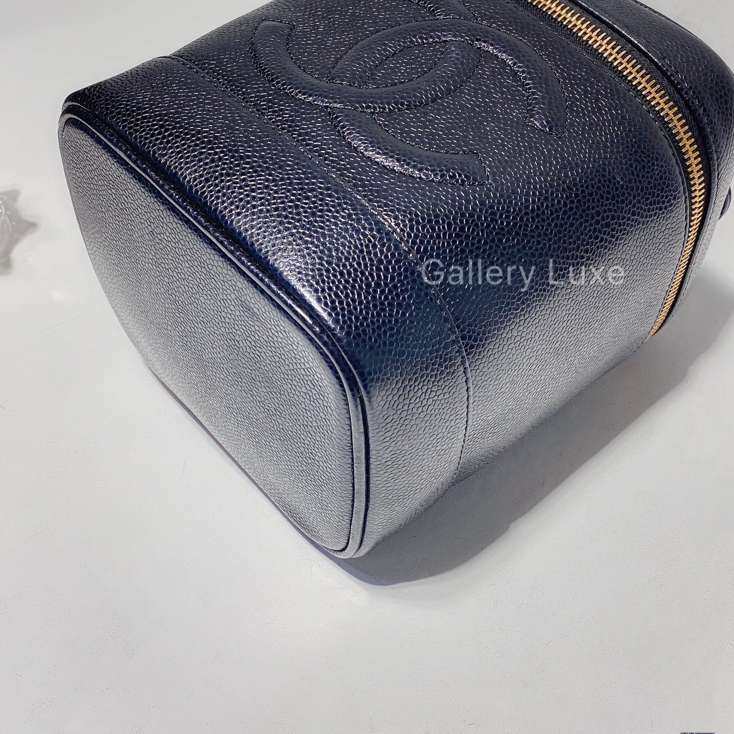No.2445-Chanel Vintage Caviar Black Vanity Case