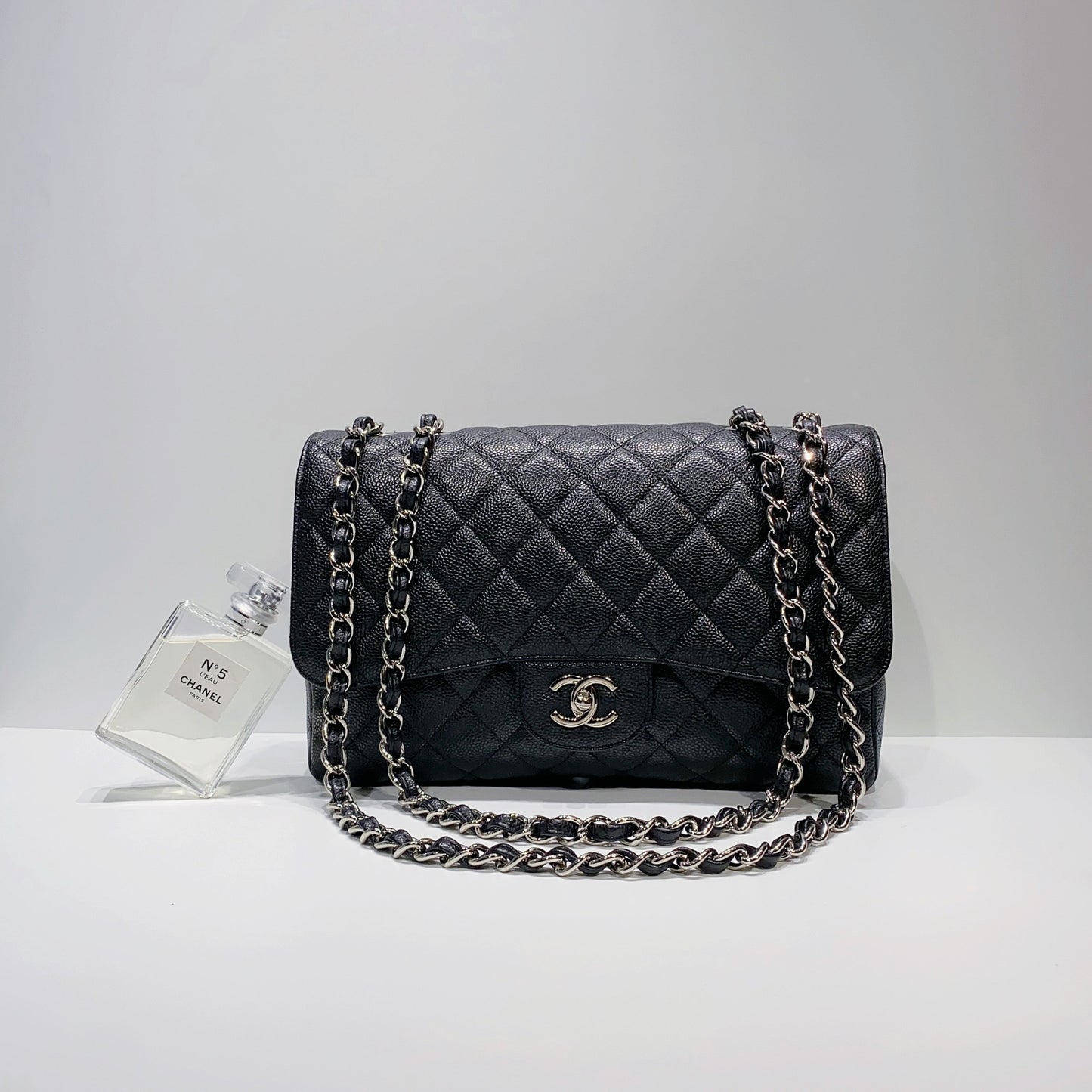 No.3887-Chanel Caviar Classic Jumbo Single Flap Bag