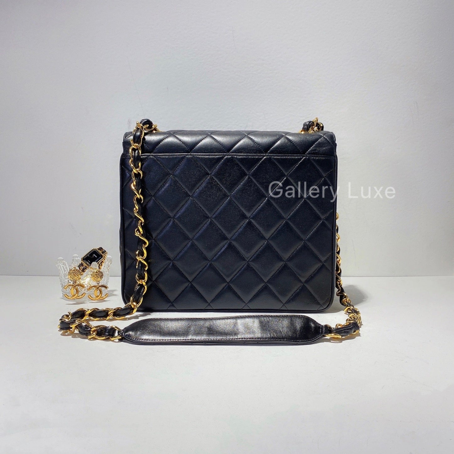 No.2438-Chanel Vintage Lambskin Flap Bag