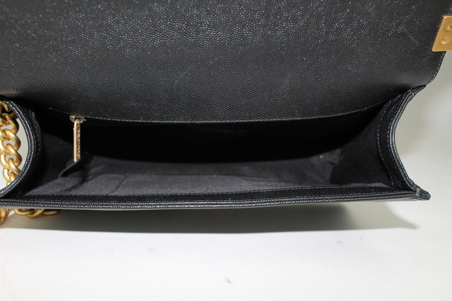 CHANEL NEW MEDIUM CAVIAR BOY BAG