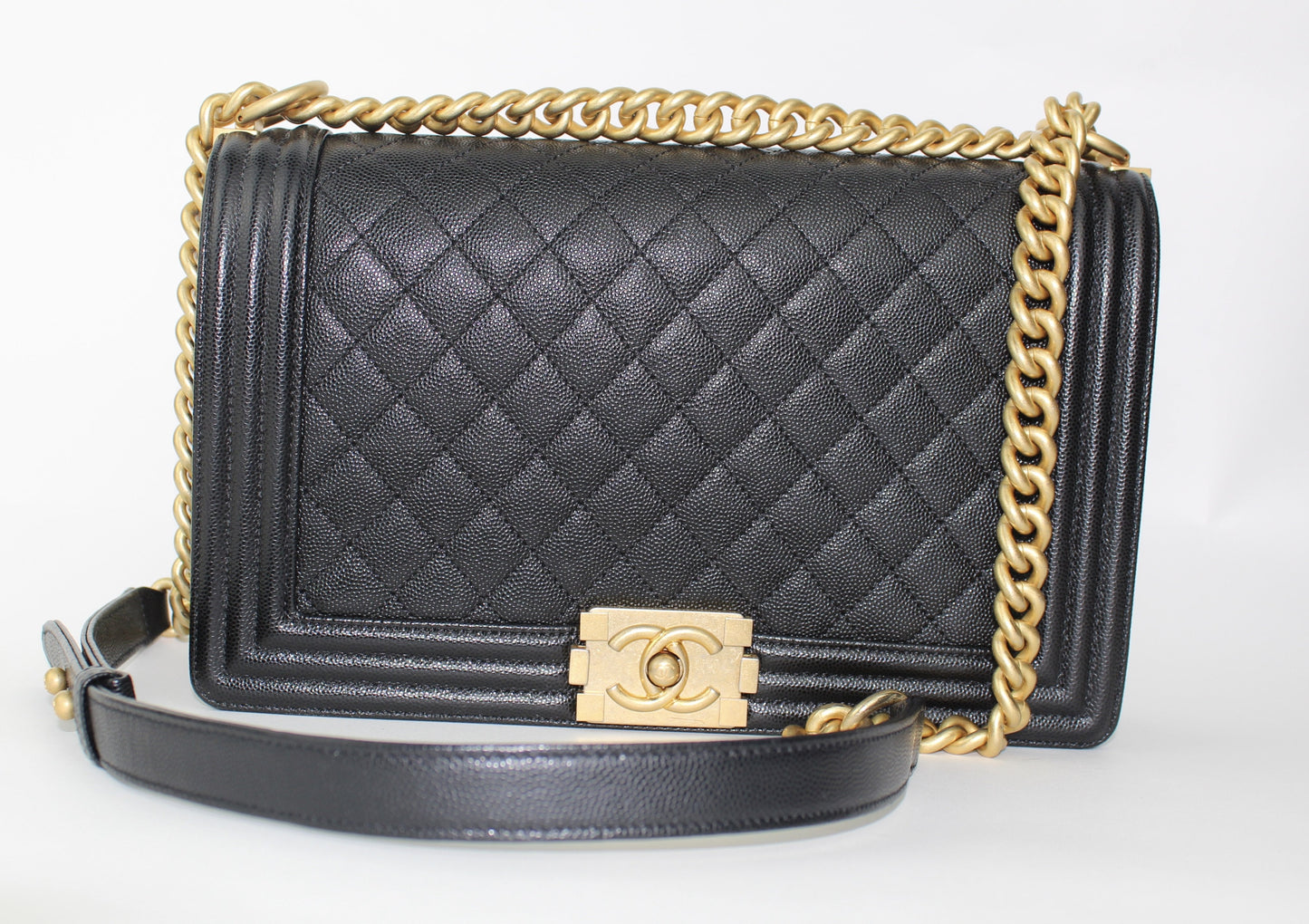 CHANEL NEW MEDIUM CAVIAR BOY BAG