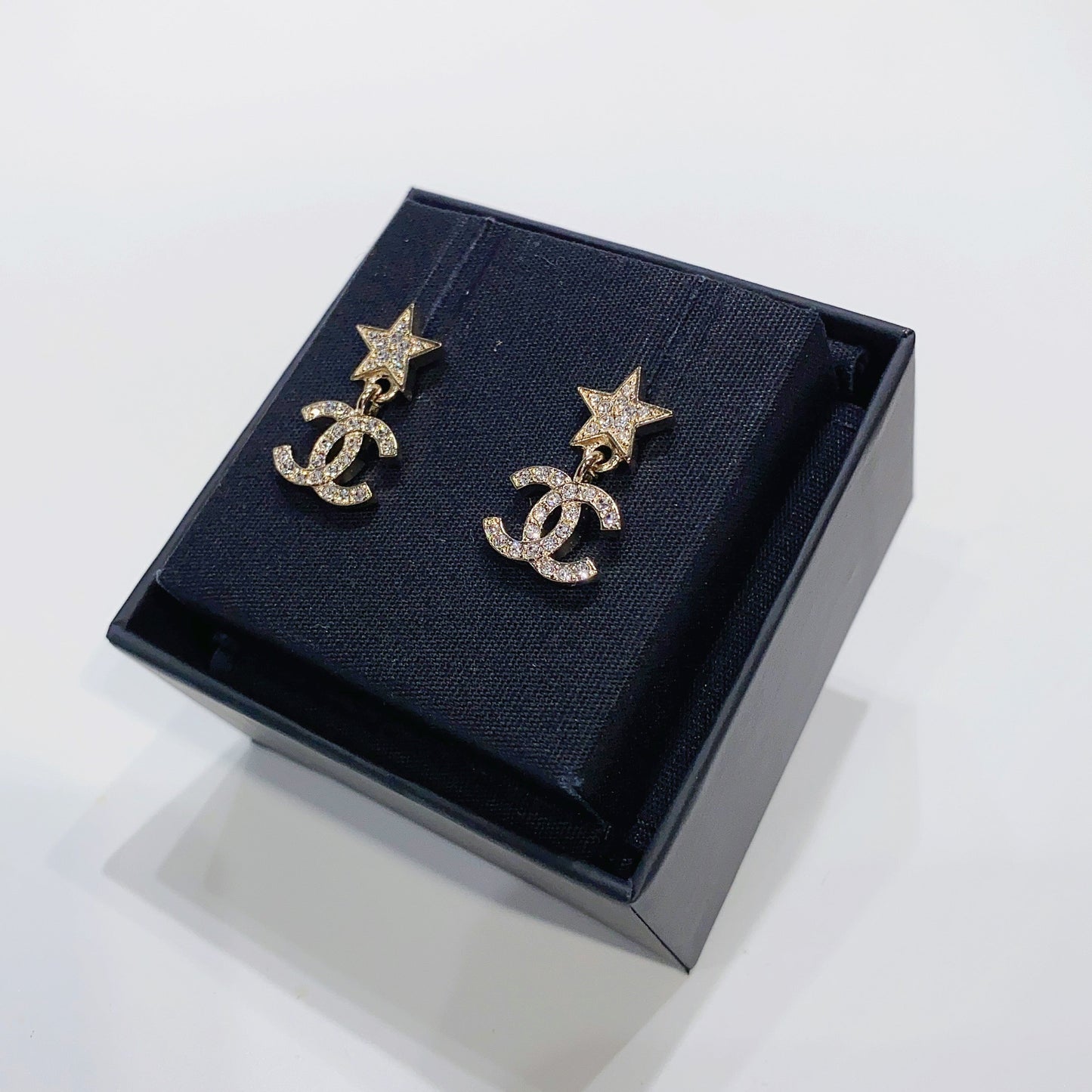 No.3890-Chanel Metal & Crystal Stars Coco Mark Earrings( Brand New / 全新貨品)