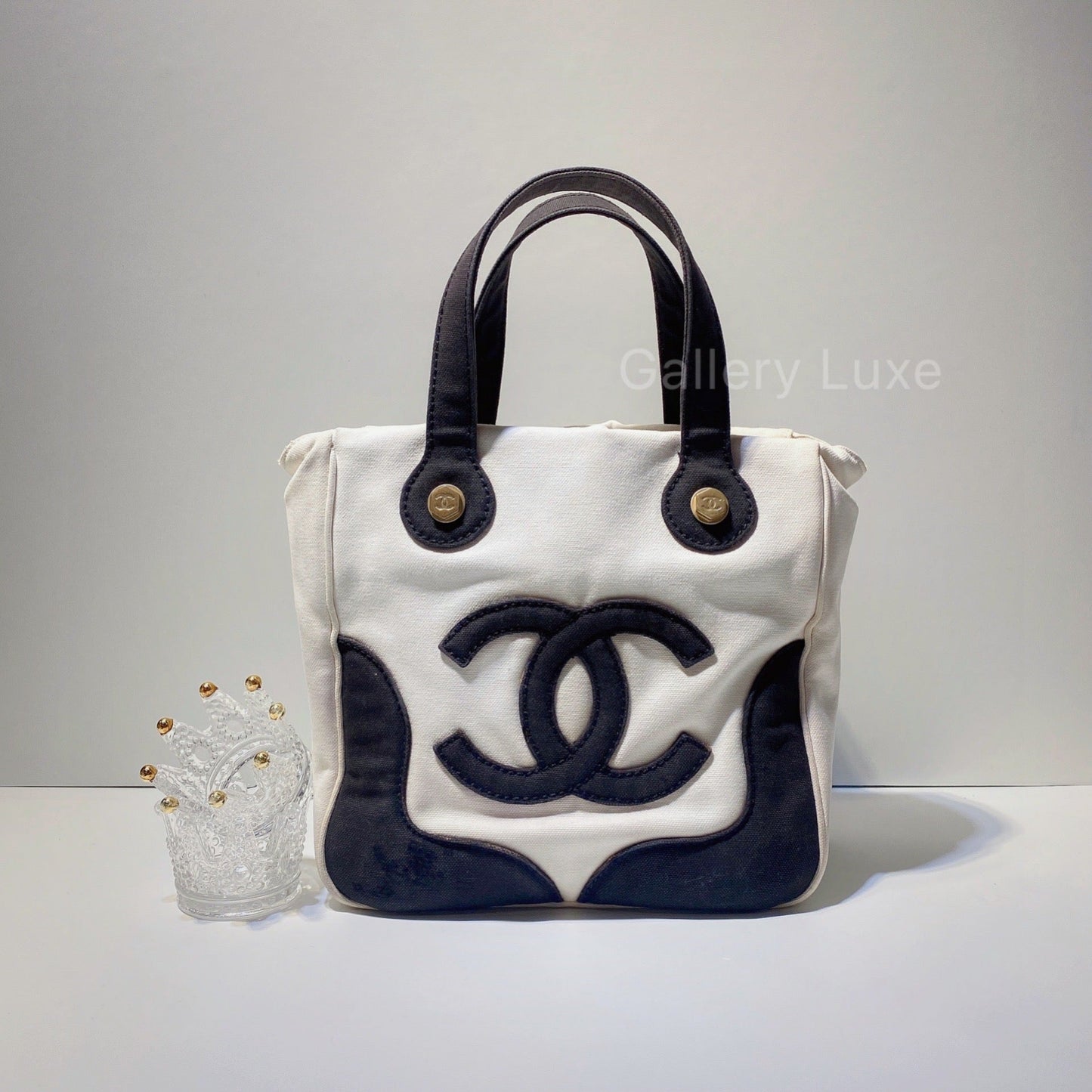 No.2030-Chanel Vintage Marshmallow Handbag