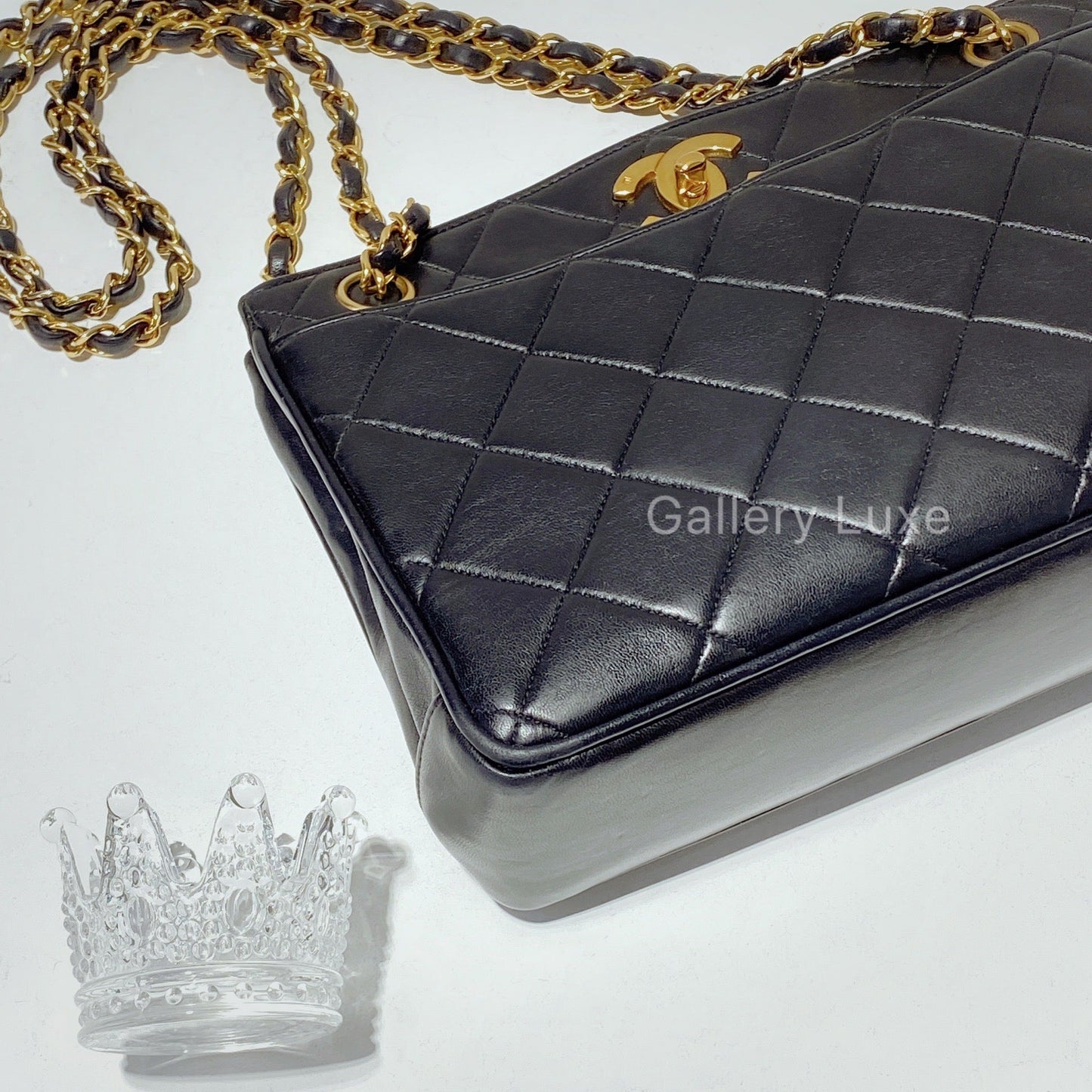 No.2435-Chanel Vintage Lambskin TurnLock Shoulder Bag