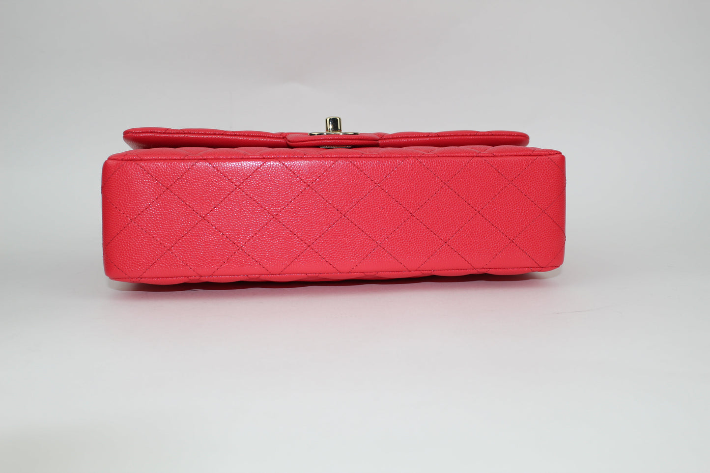 CHANEL CAVIAR DOUBLE FLAP MEDIUM BAG