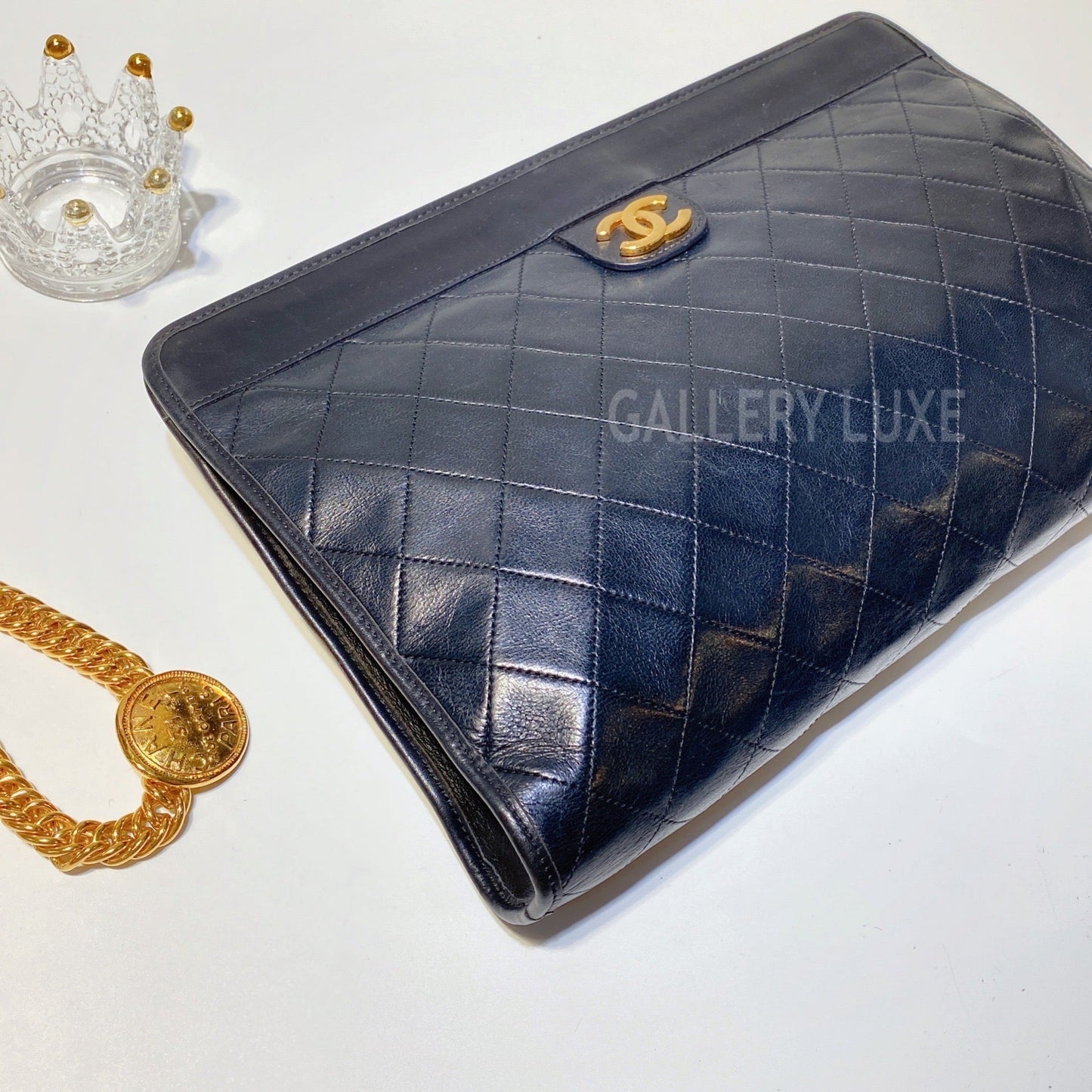 No.3016-Chanel Vintage Large Lambskin Clutch