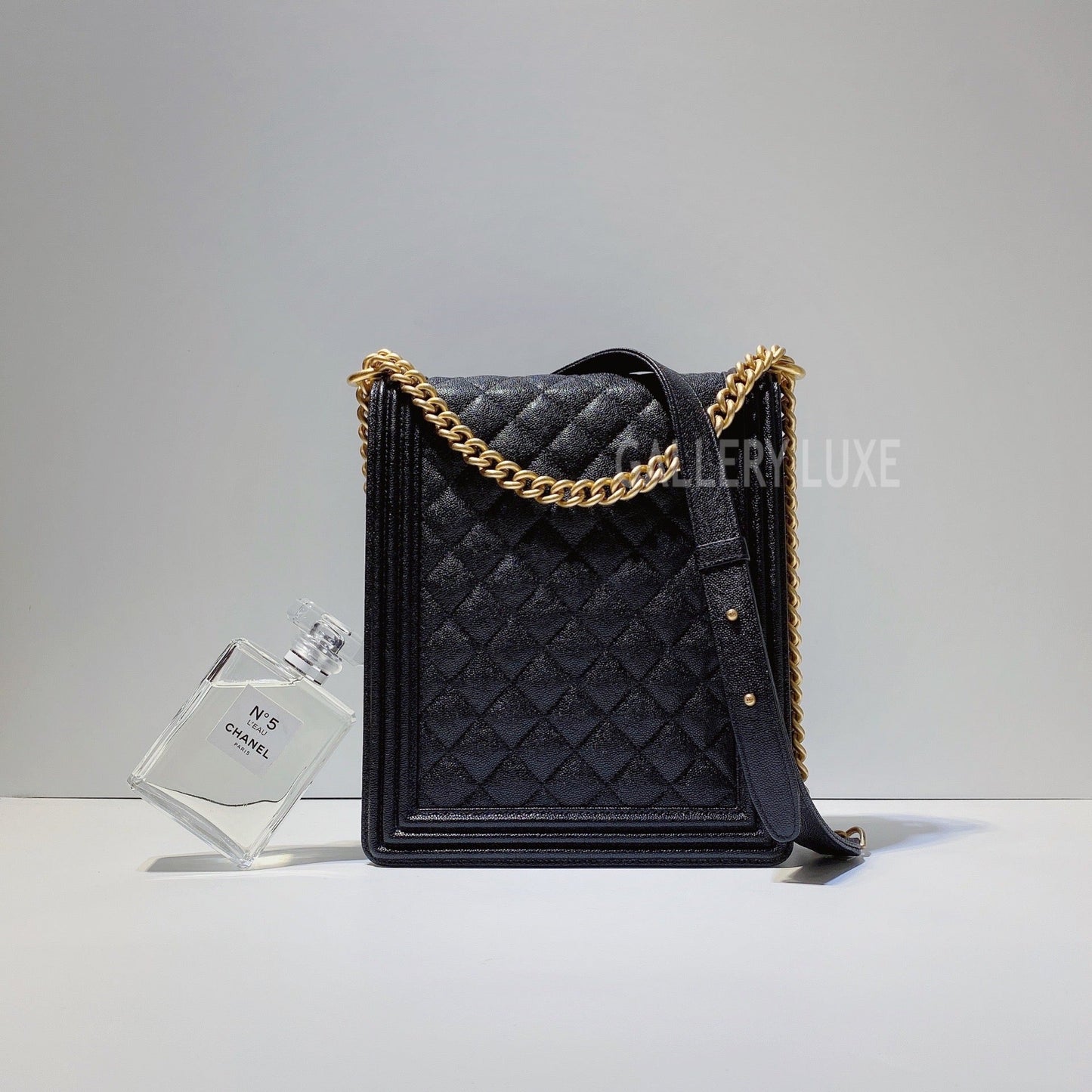 No.3273-Chanel Caviar Large New Boy