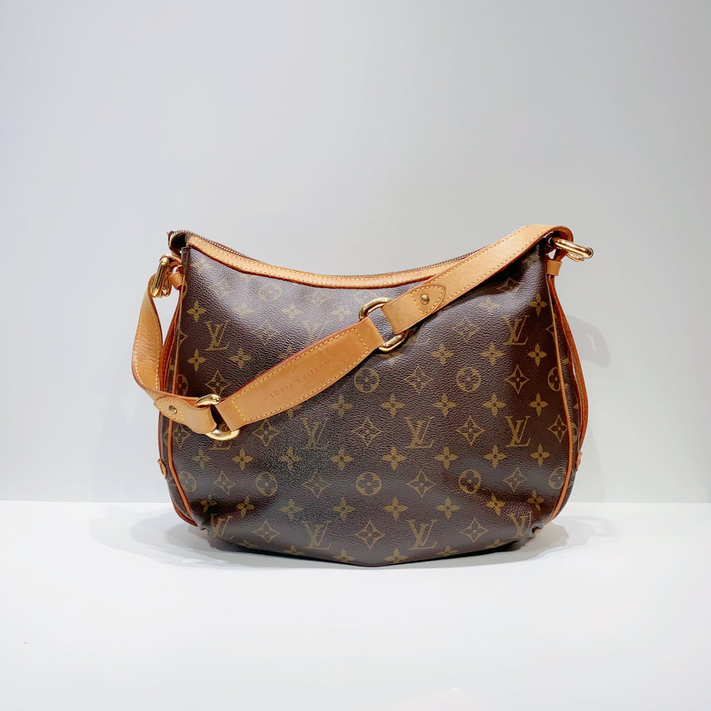 No.3915-Louis Vuitton Tulum PM Shoulder Bag