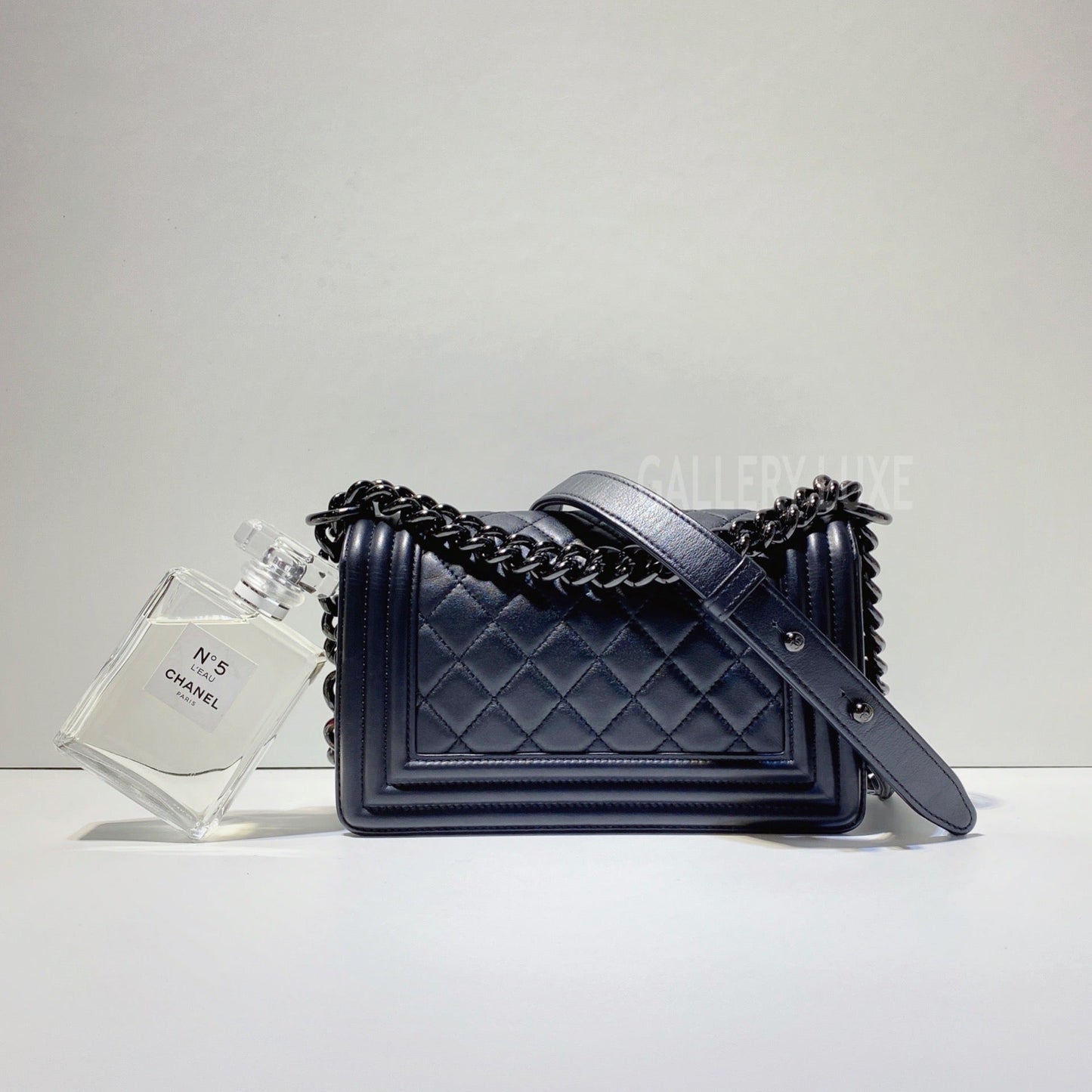 No.3025-Chanel Calfskin So Black Boy 20cm