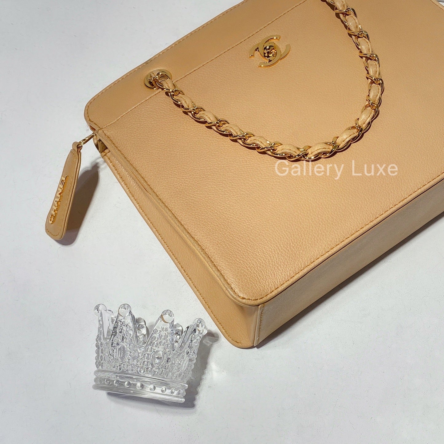 No.2453-Chanel Vintage Calfskin Handbag