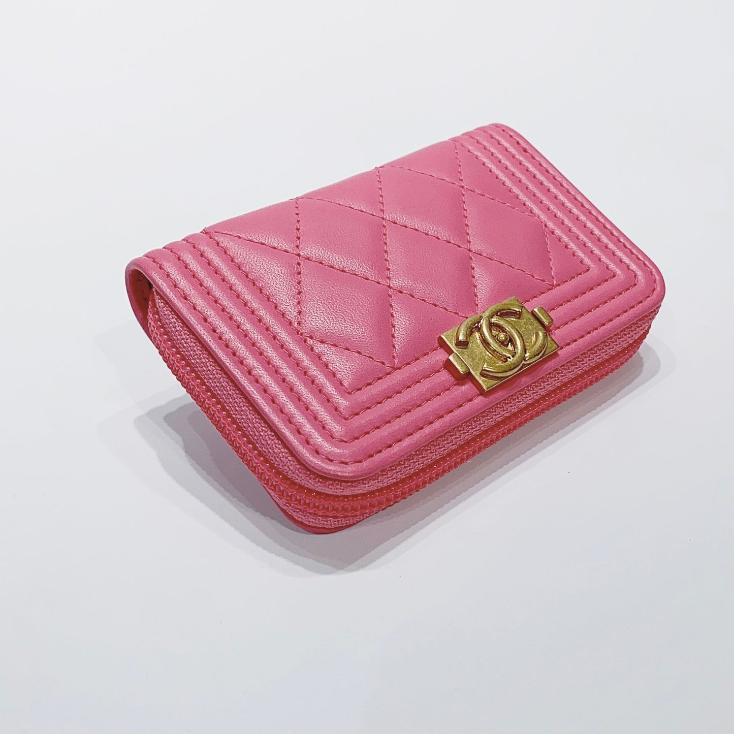 No.3933-Chanel Lambskin Boy Zipped Coins Purse