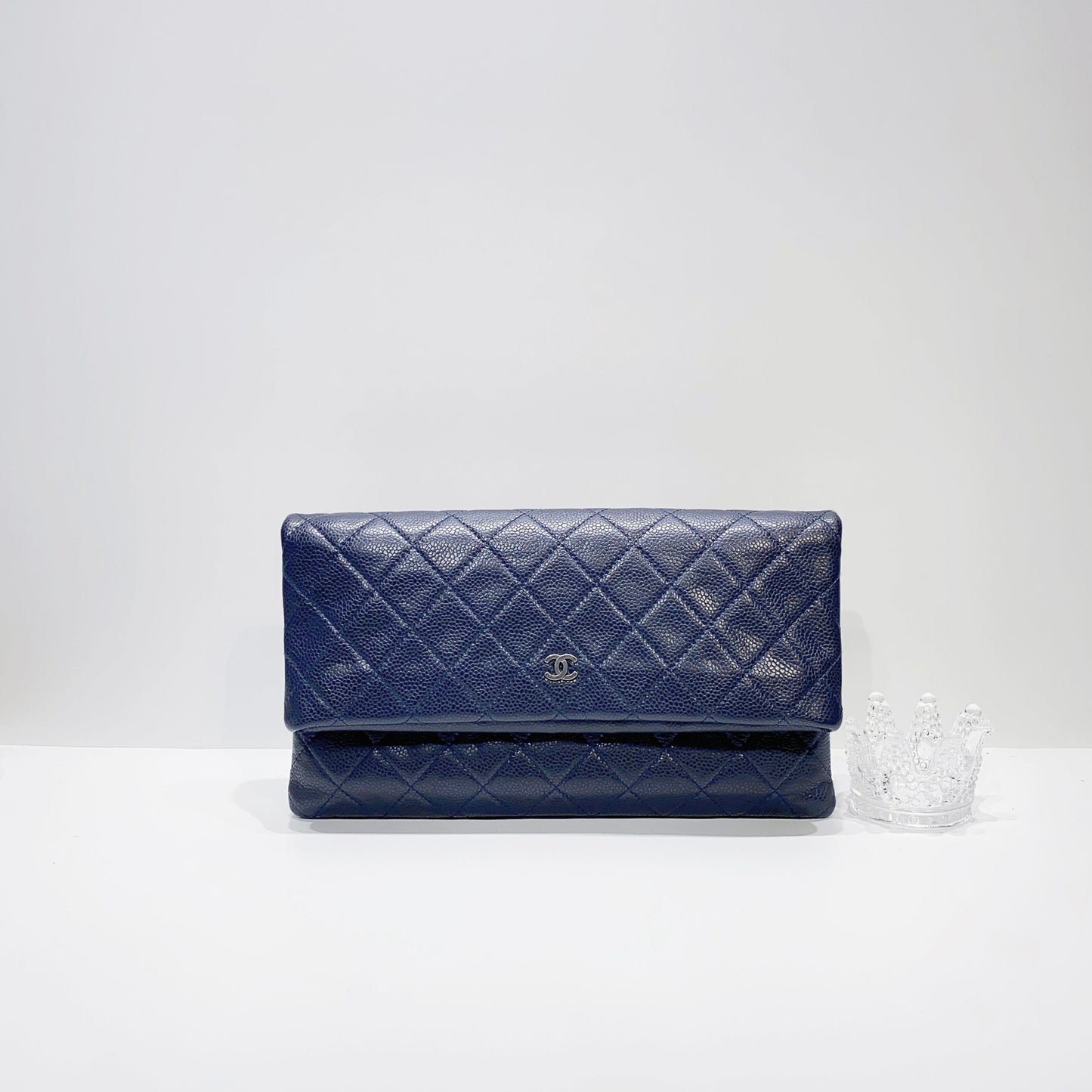 No.3941-Chanel Beauty CC Medium Clutch