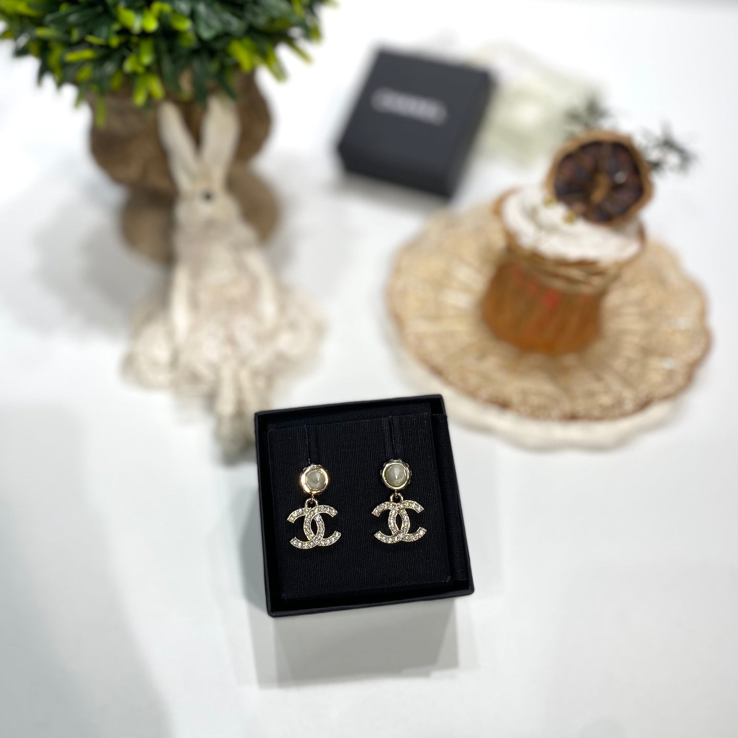 No.3851-Chanel Metal Pearl & Crystal Coco Mark Earrings (Brand New / 全新貨品)