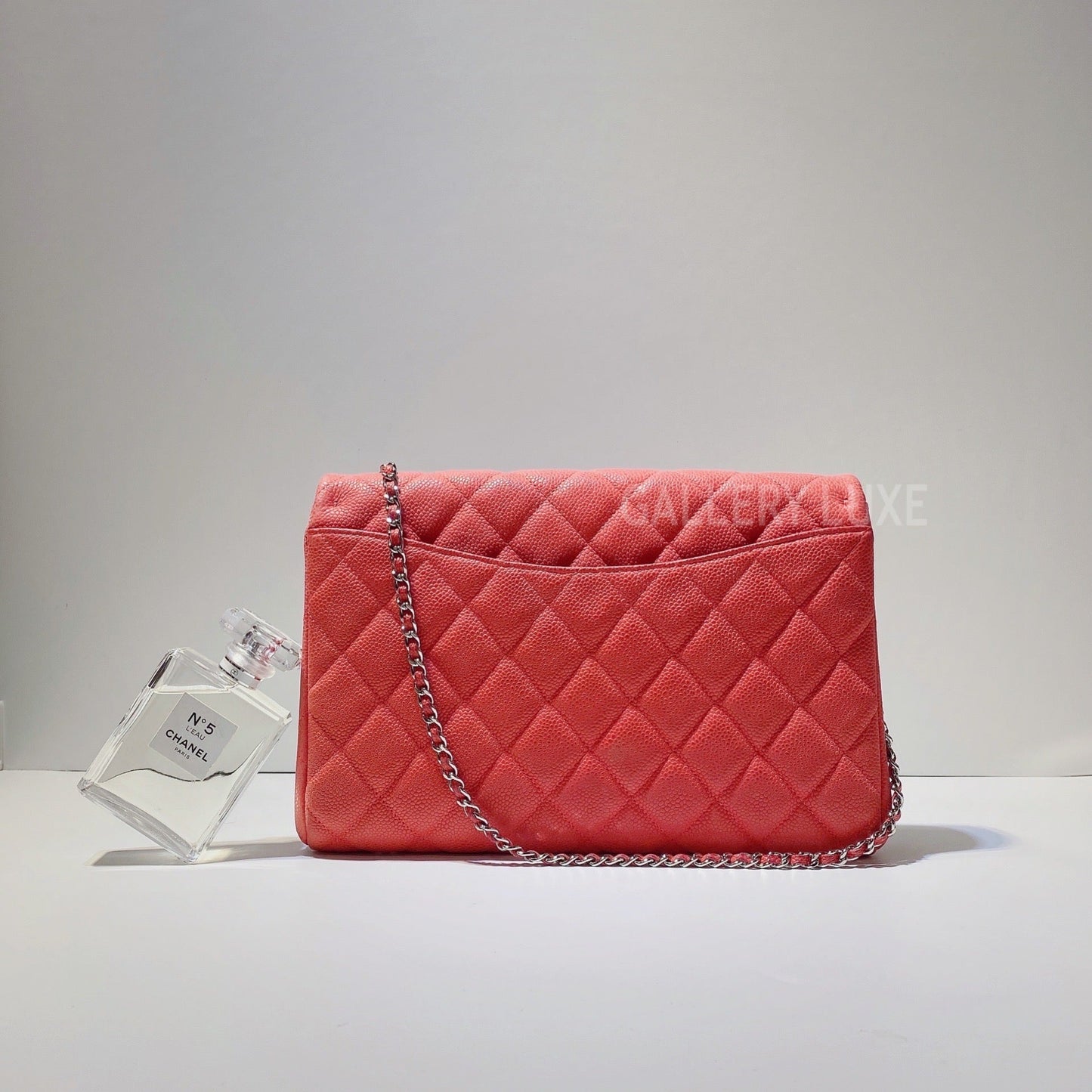 No.3344-Chanel Caviar Timeless Classic Clutch With Chain