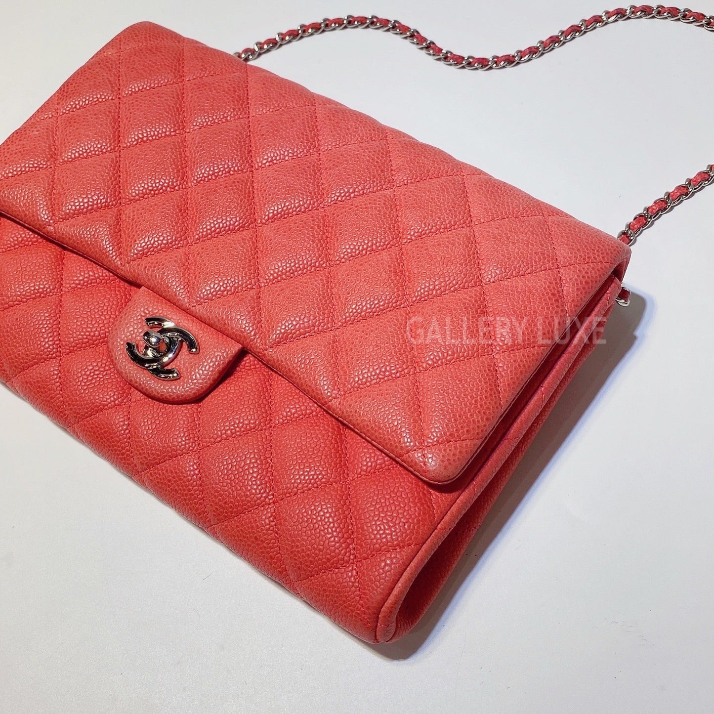 No.3344-Chanel Caviar Timeless Classic Clutch With Chain