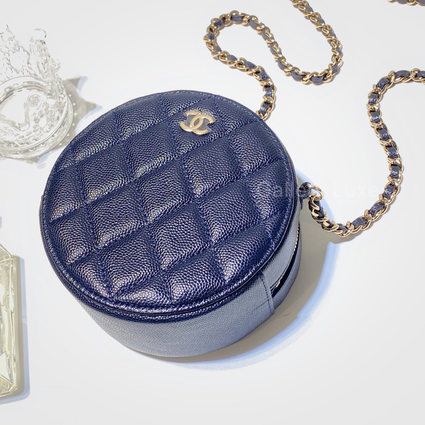 No.2715-Chanel Caviar Clutch with Chain