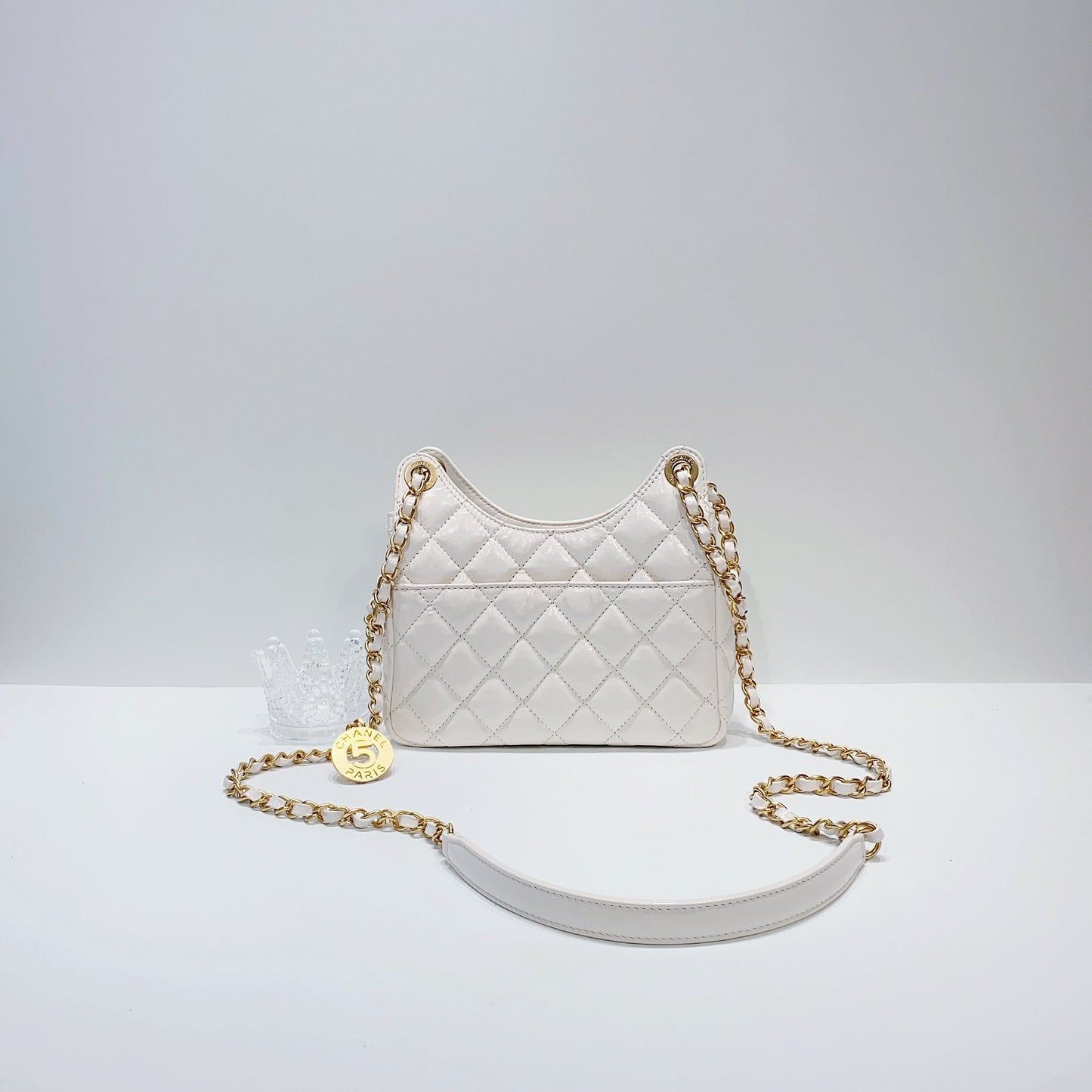 No.001558-1-Chanel Small Wavy CC Hobo Bag