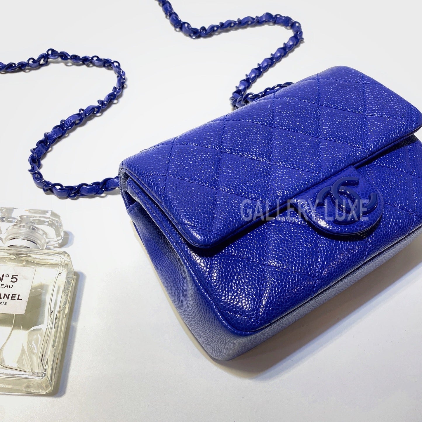 No.3051-Chanel Incognito Caviar Square Mini Flap Bag