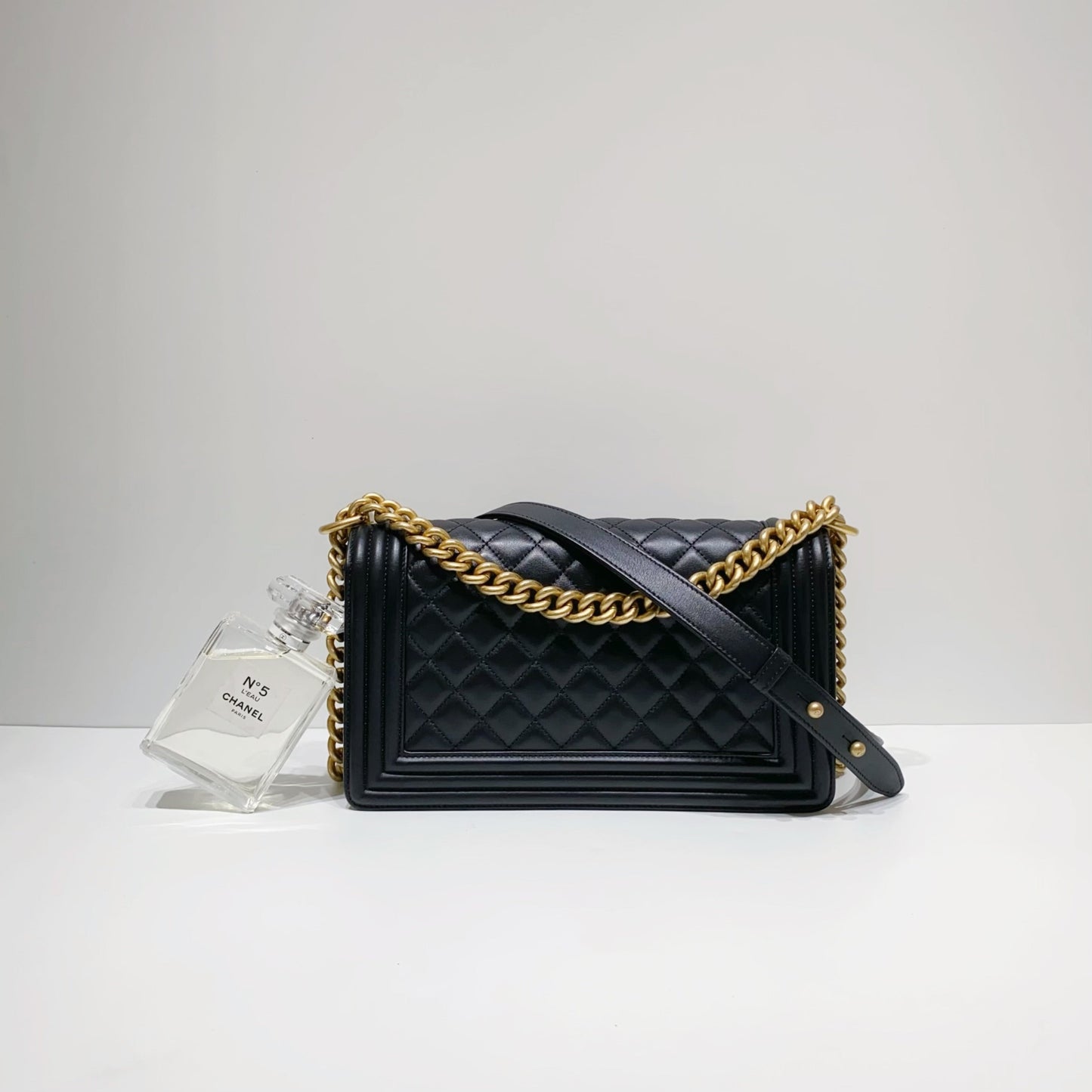 No.3989-Chanel Calfskin Boy 25cm