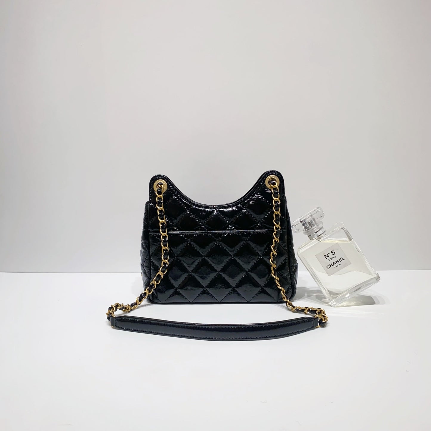 No.001602-2-Chanel Small Wavy CC Hobo Bag (Brand New / 全新貨品)