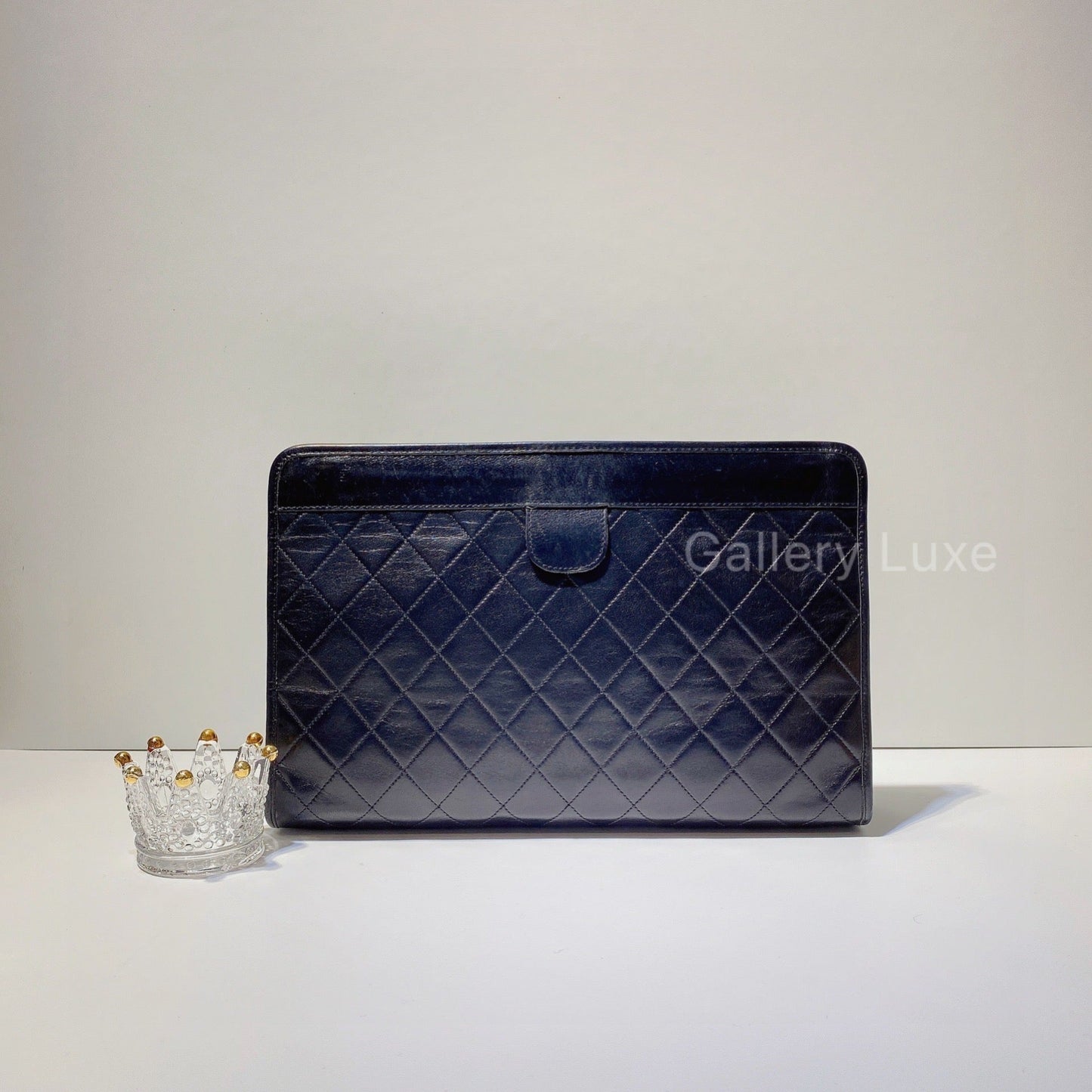 No.2740-Chanel Vintage Lambskin Clutch