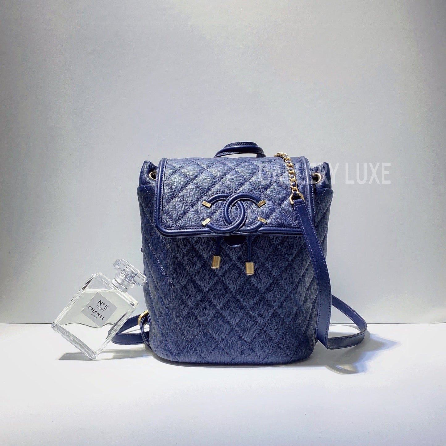 No.3063-Chanel Caviar CC Filigree Backpack