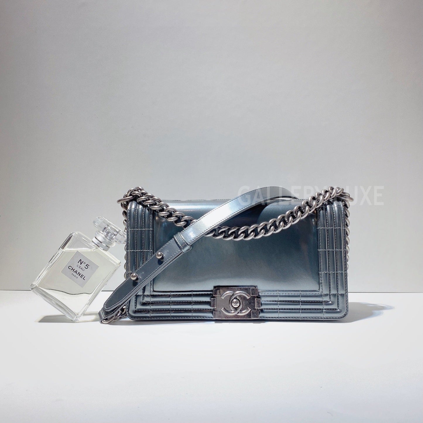 No.3076-Chanel Patent Leather Boy 25cm