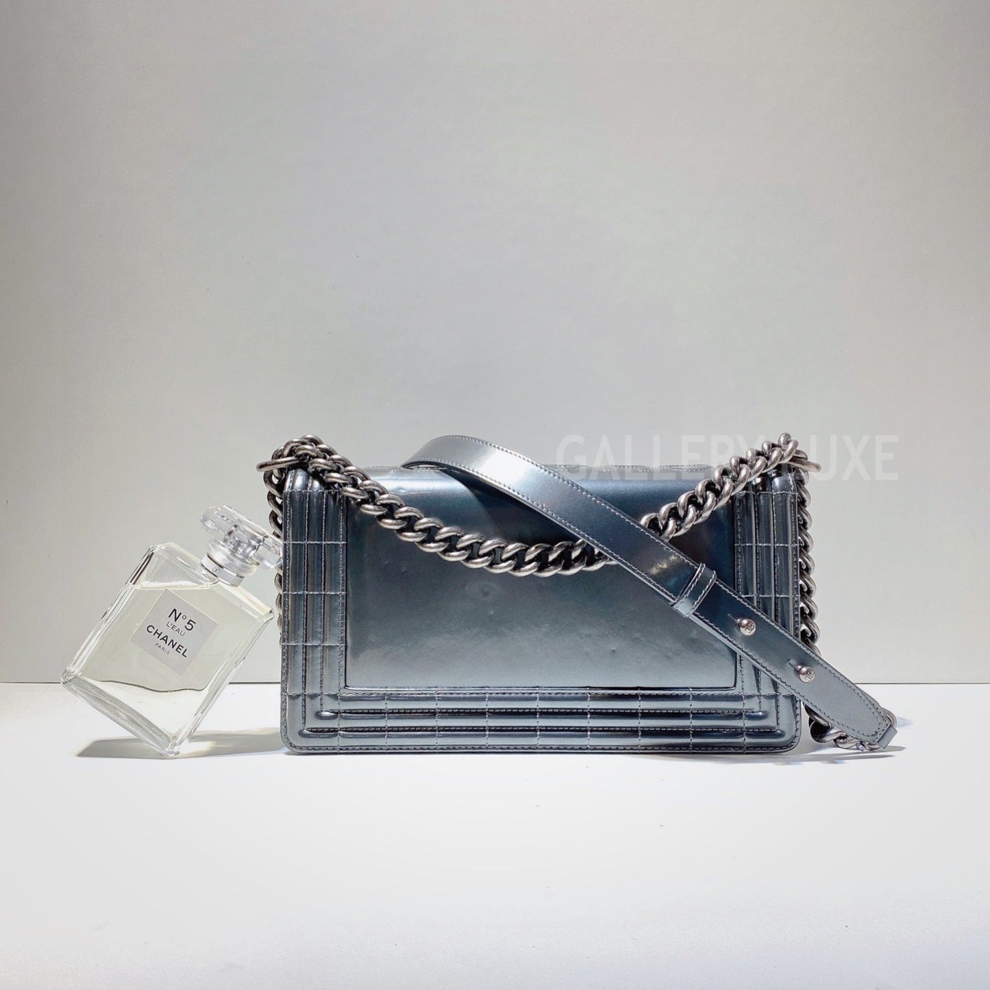 No.3076-Chanel Patent Leather Boy 25cm