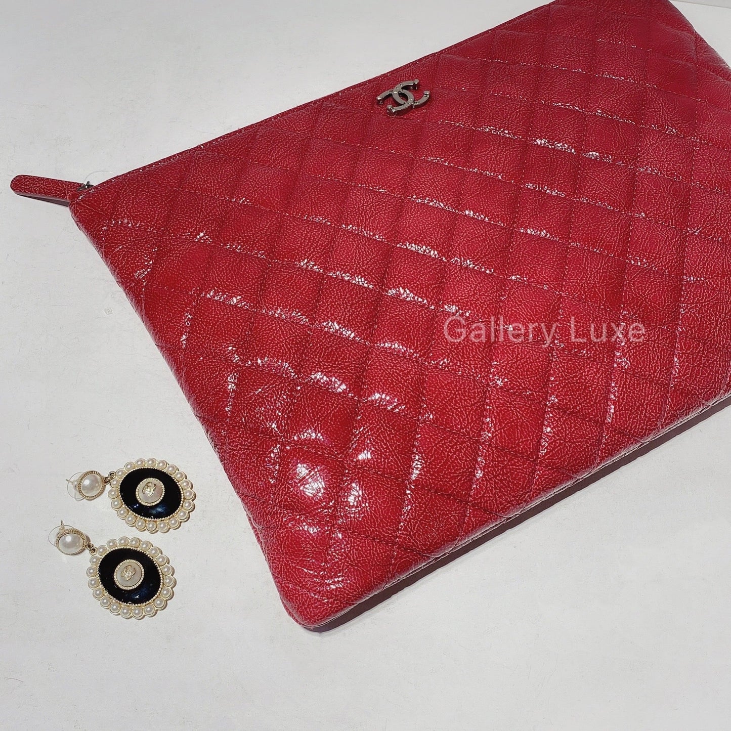 No.2075-Chanel O Case Clutch Large