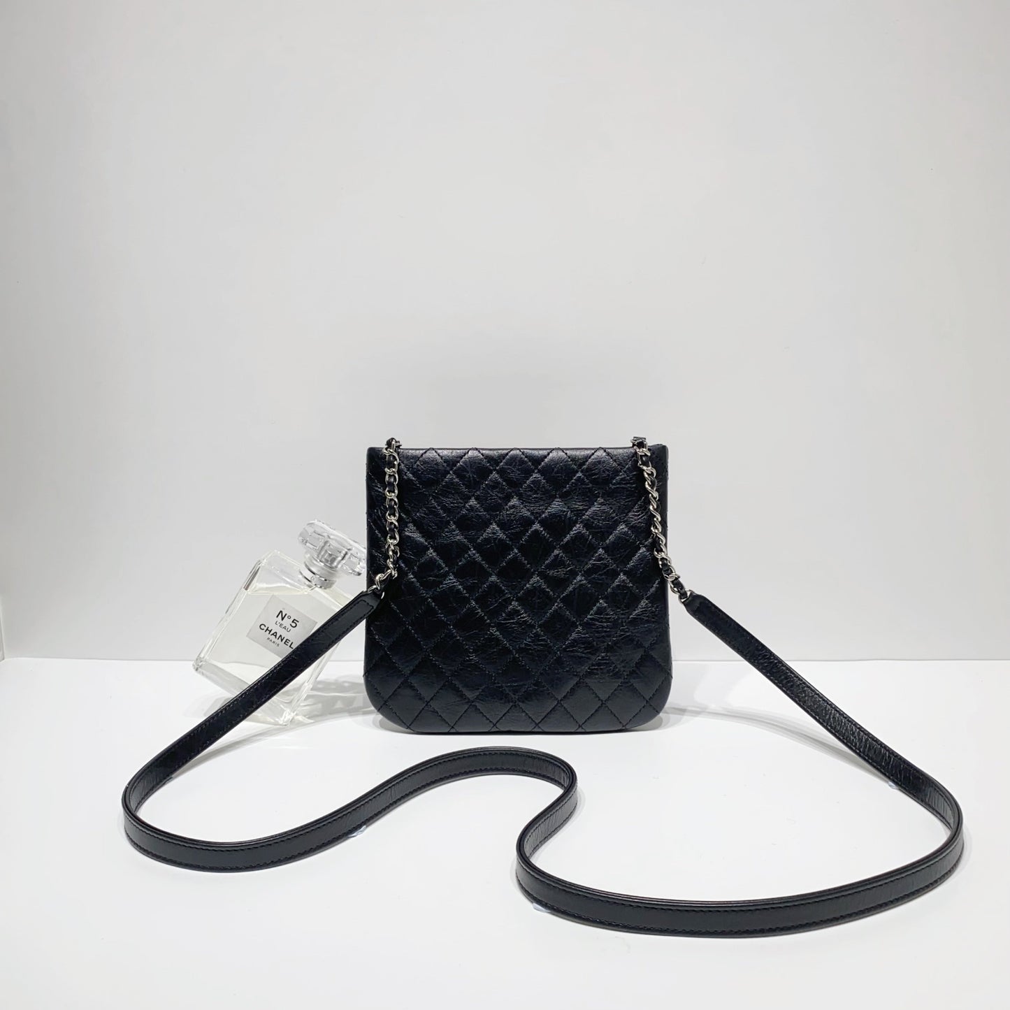 No.3987-Chanel Uniform Crossbody Bag