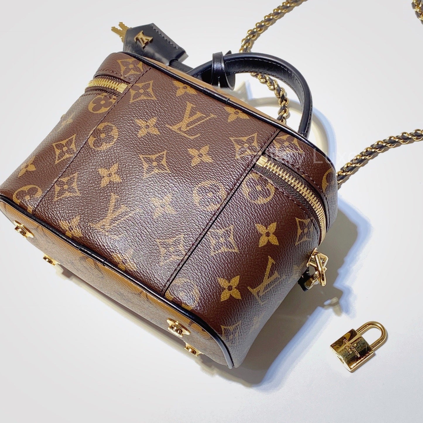 No.2751-Louis Vuitton Monogram Vanity PM