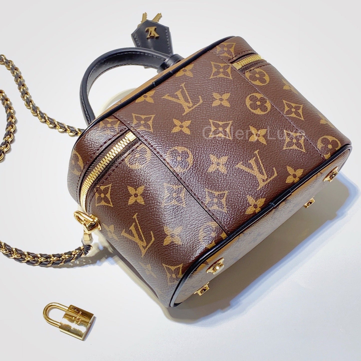 No.2751-Louis Vuitton Monogram Vanity PM