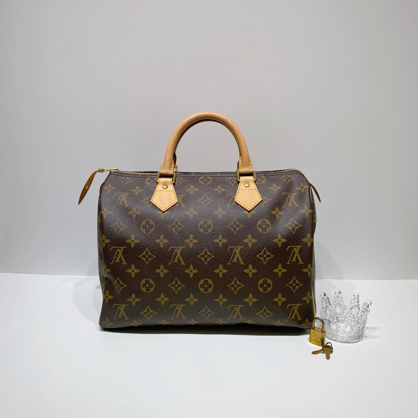 No.4090-Louis Vuitton Monogram Speedy 30