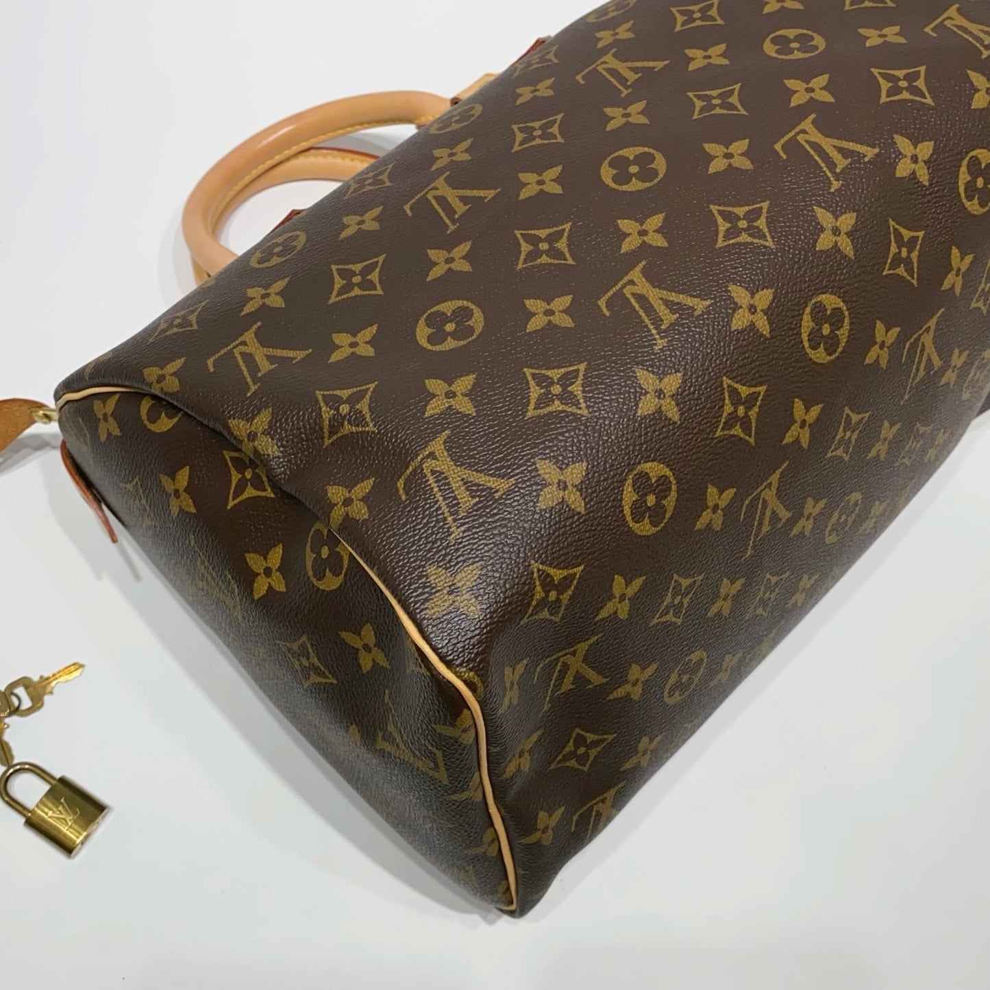 No.4090-Louis Vuitton Monogram Speedy 30