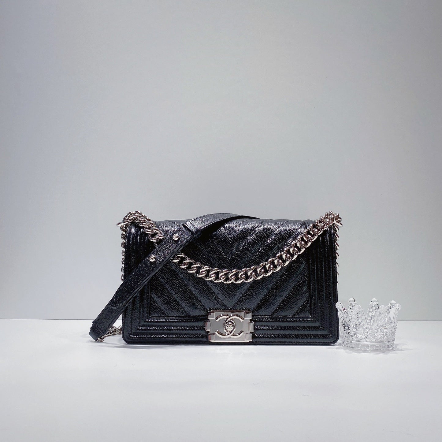 No.3485-Chanel Caviar Chevron Boy 25cm