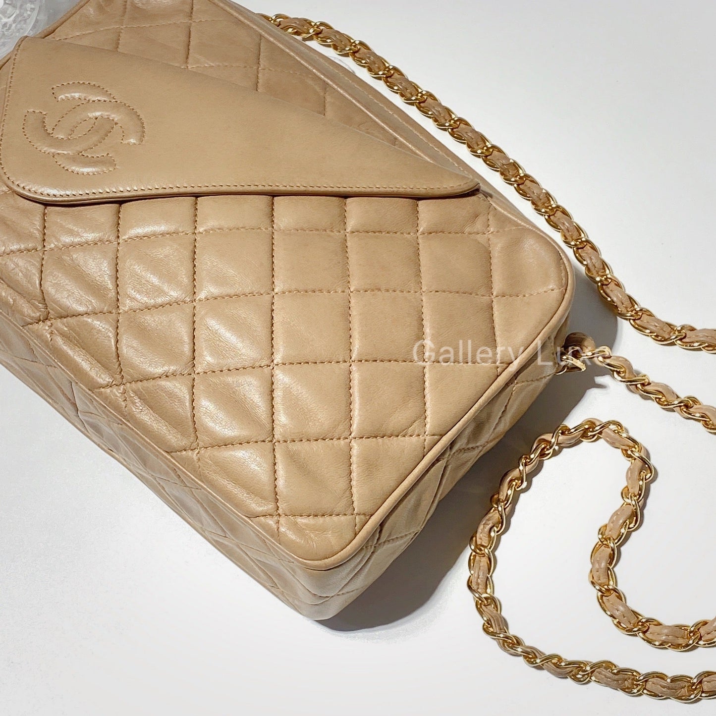 No.2158-Chanel Vintage Lambskin Camera Bag