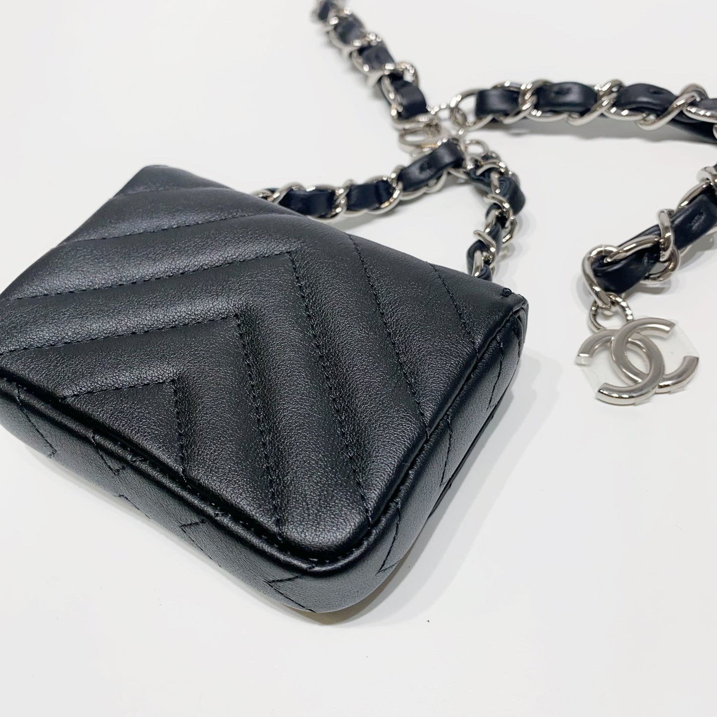 No.4000-Chanel Timeless Classic Chevron Belt Bag (Unused / 未使用品)