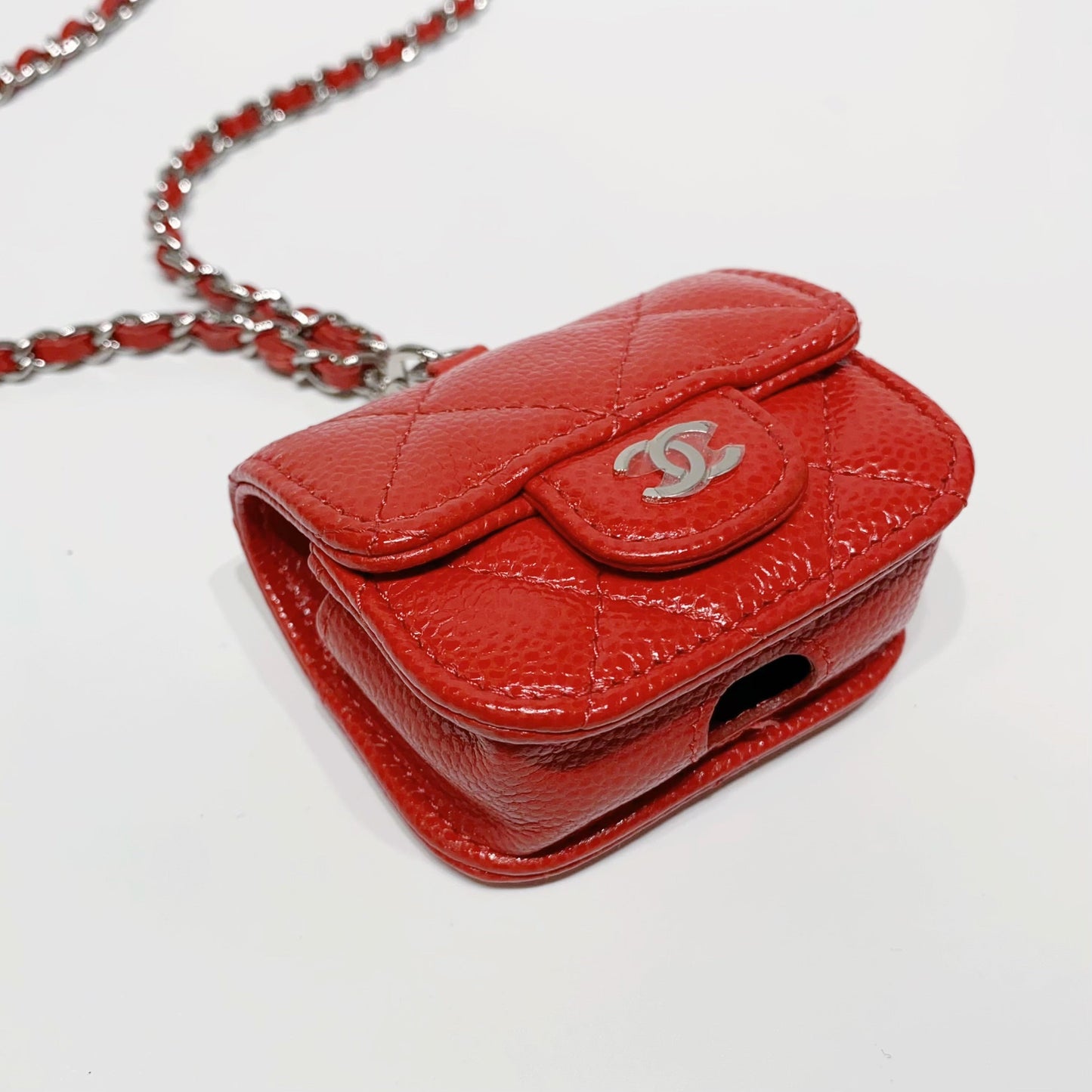 No.4004-Chanel Timeless Classic AirPods Holder With Chain