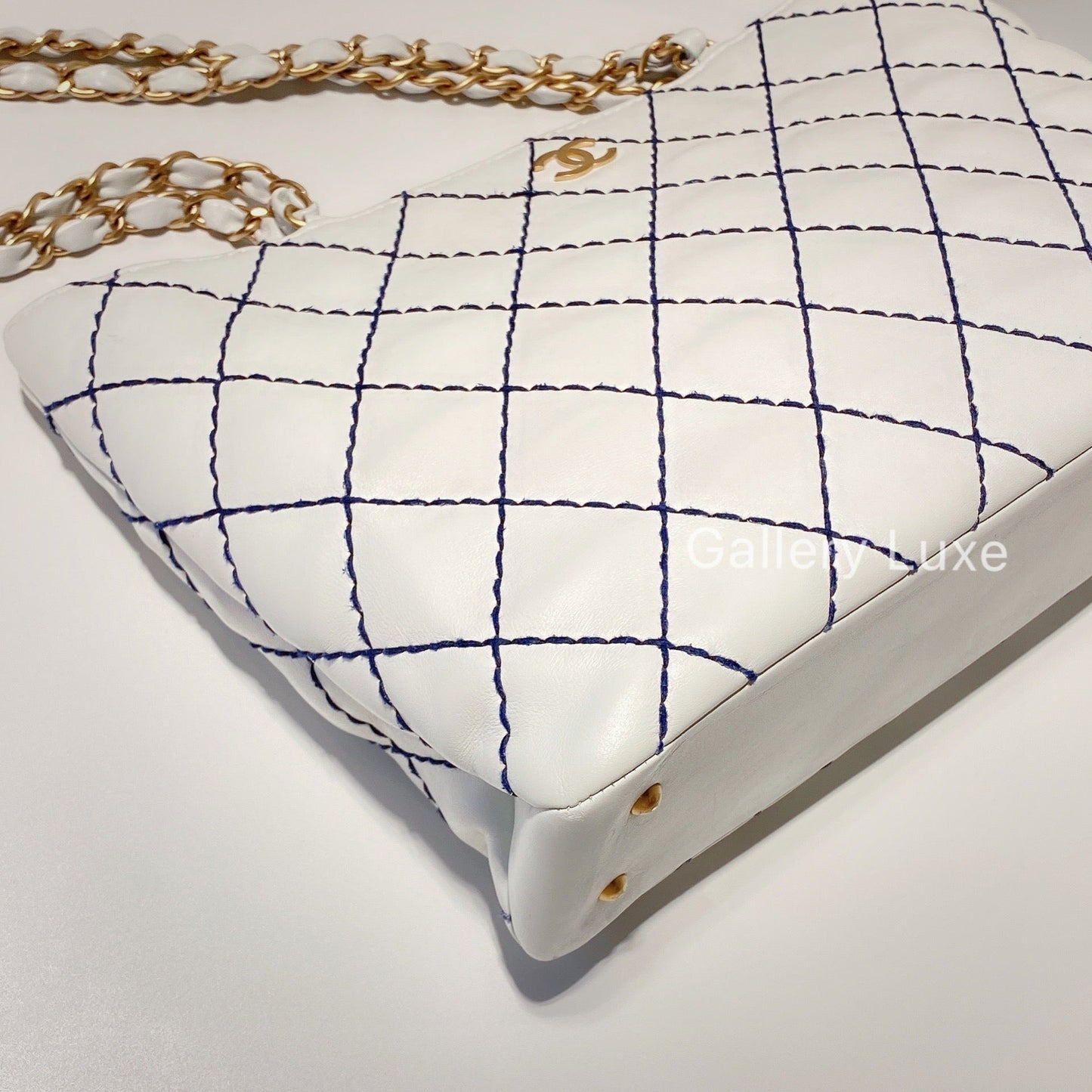 No.2210-Chanel Vintage Lambskin Tote Shoulder Bag