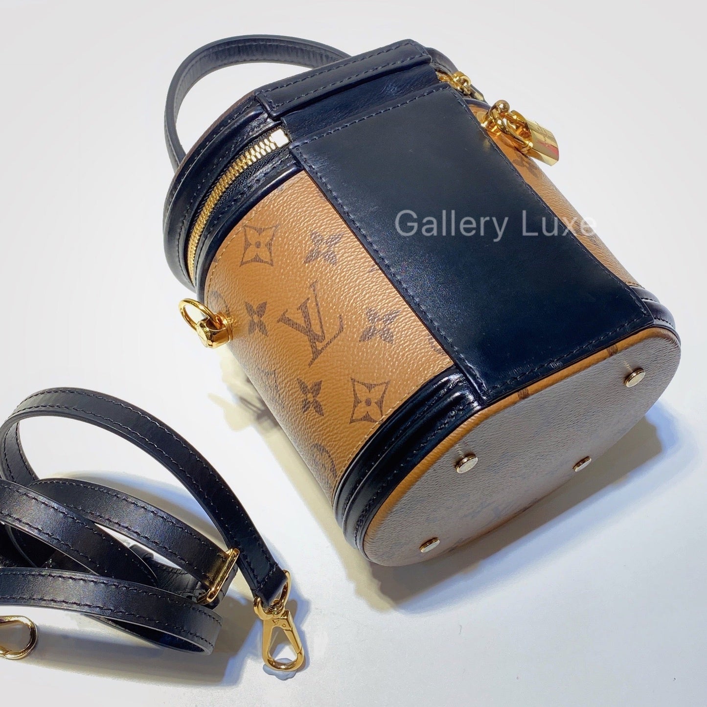 No.2749-Louis Vuitton Monogram Cannes